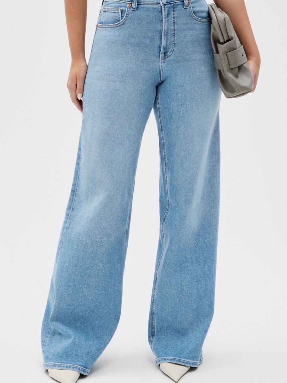 Fabletics Blue High-Rise Wide-Leg Jeans - 28 short